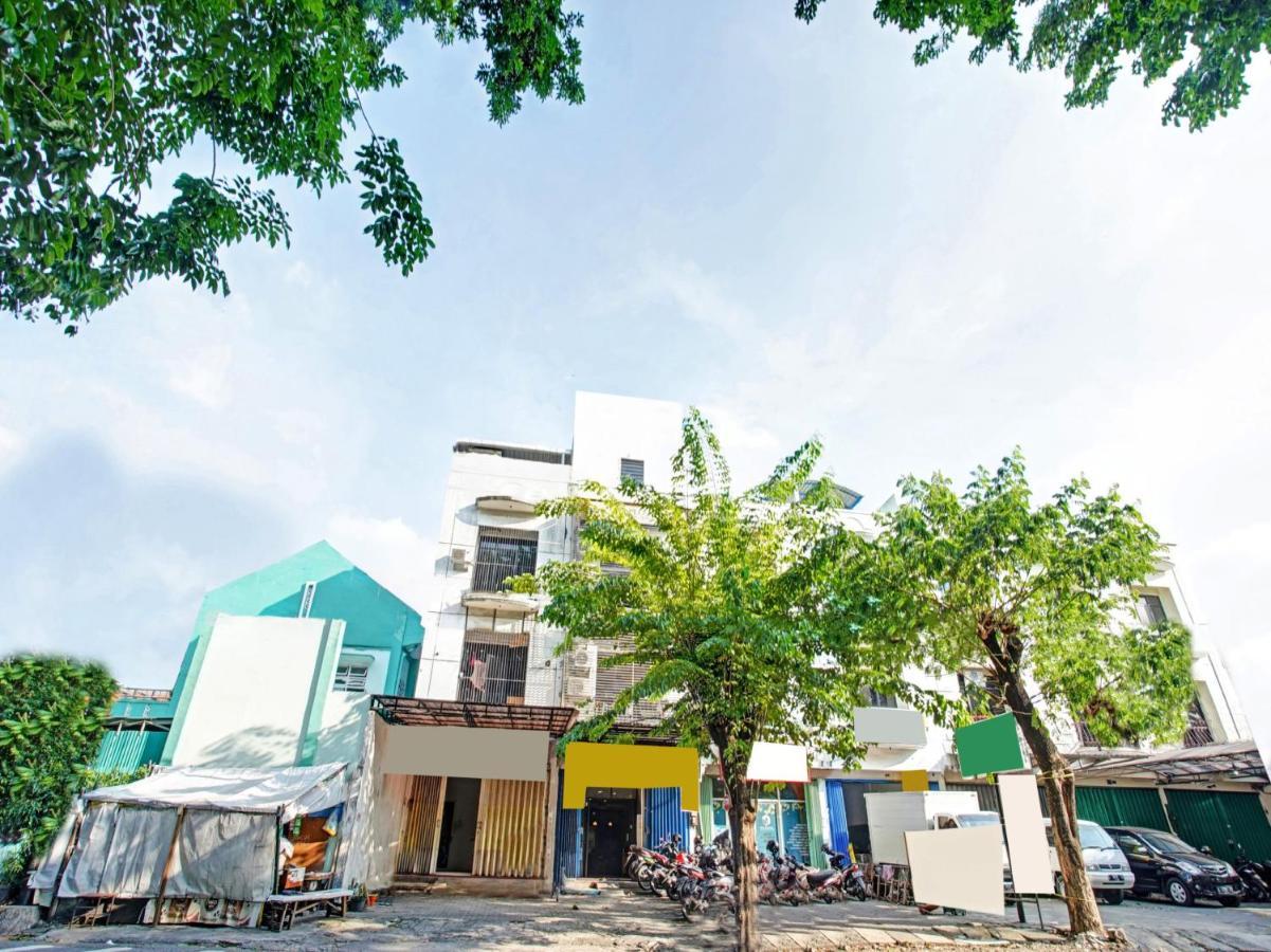 SPOT ON 90403 Gosepa Ngagel Hotel Surabaya Bagian luar foto