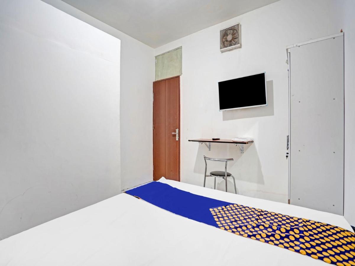 SPOT ON 90403 Gosepa Ngagel Hotel Surabaya Bagian luar foto