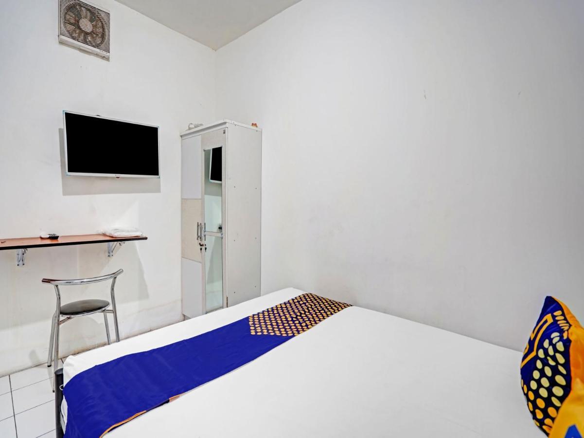 SPOT ON 90403 Gosepa Ngagel Hotel Surabaya Bagian luar foto